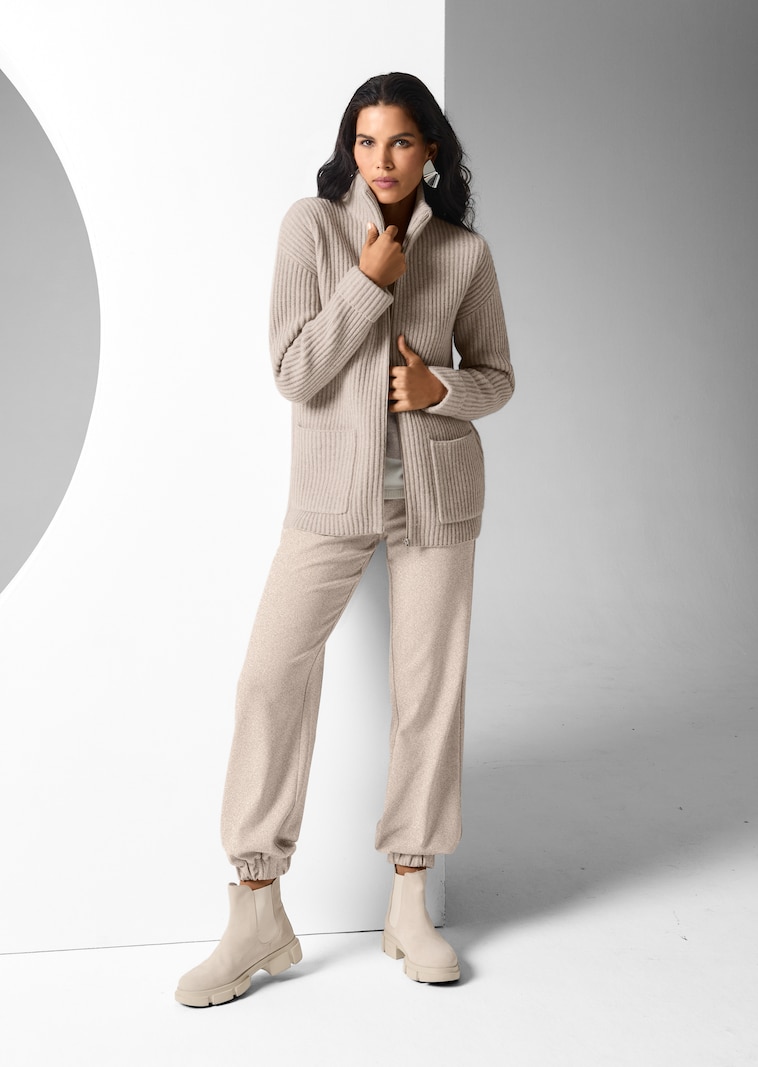 Stretch-Hose mit gerafften Beinabschlüssen