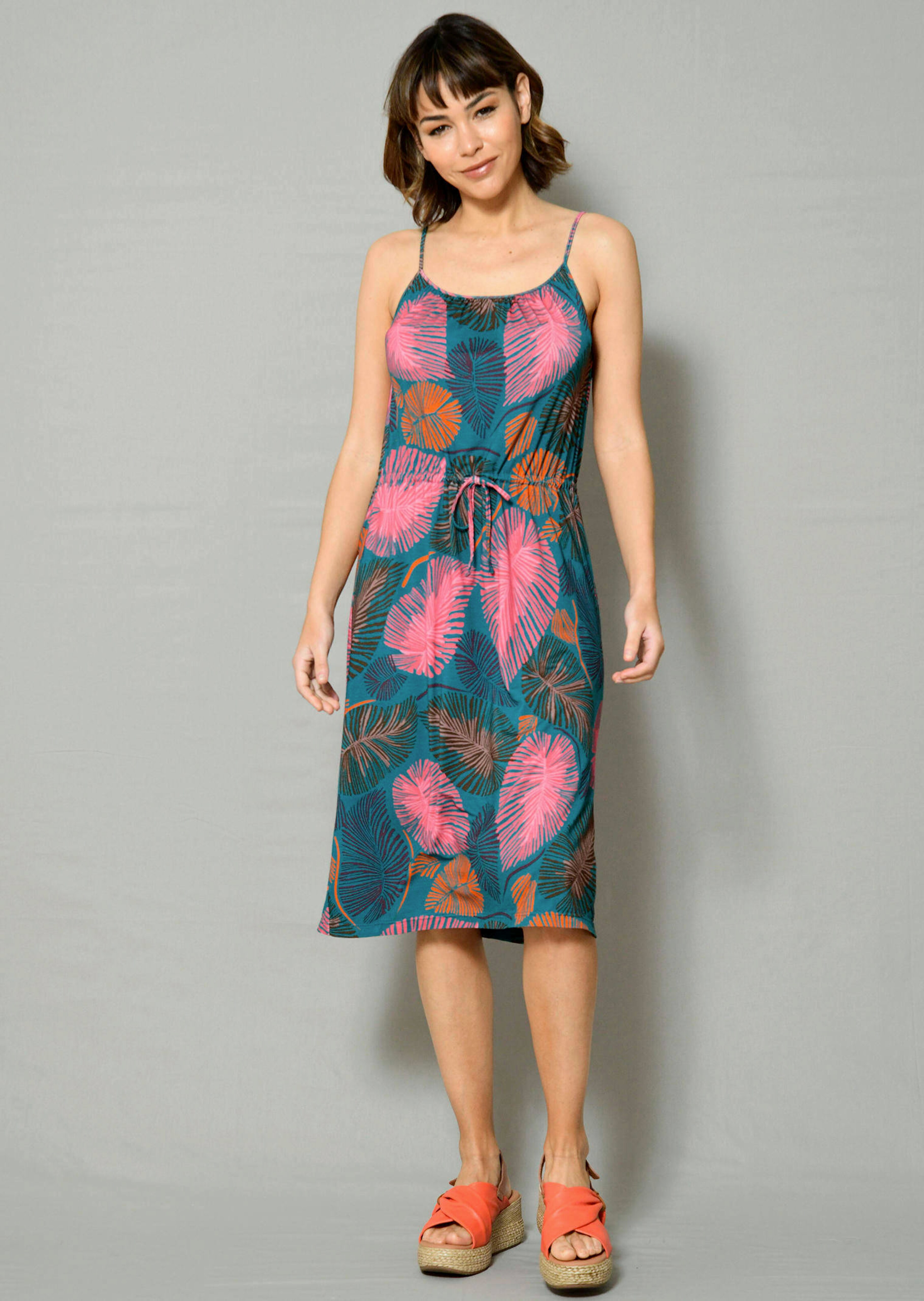 Strandkleid in sommerlichem Farbdessin