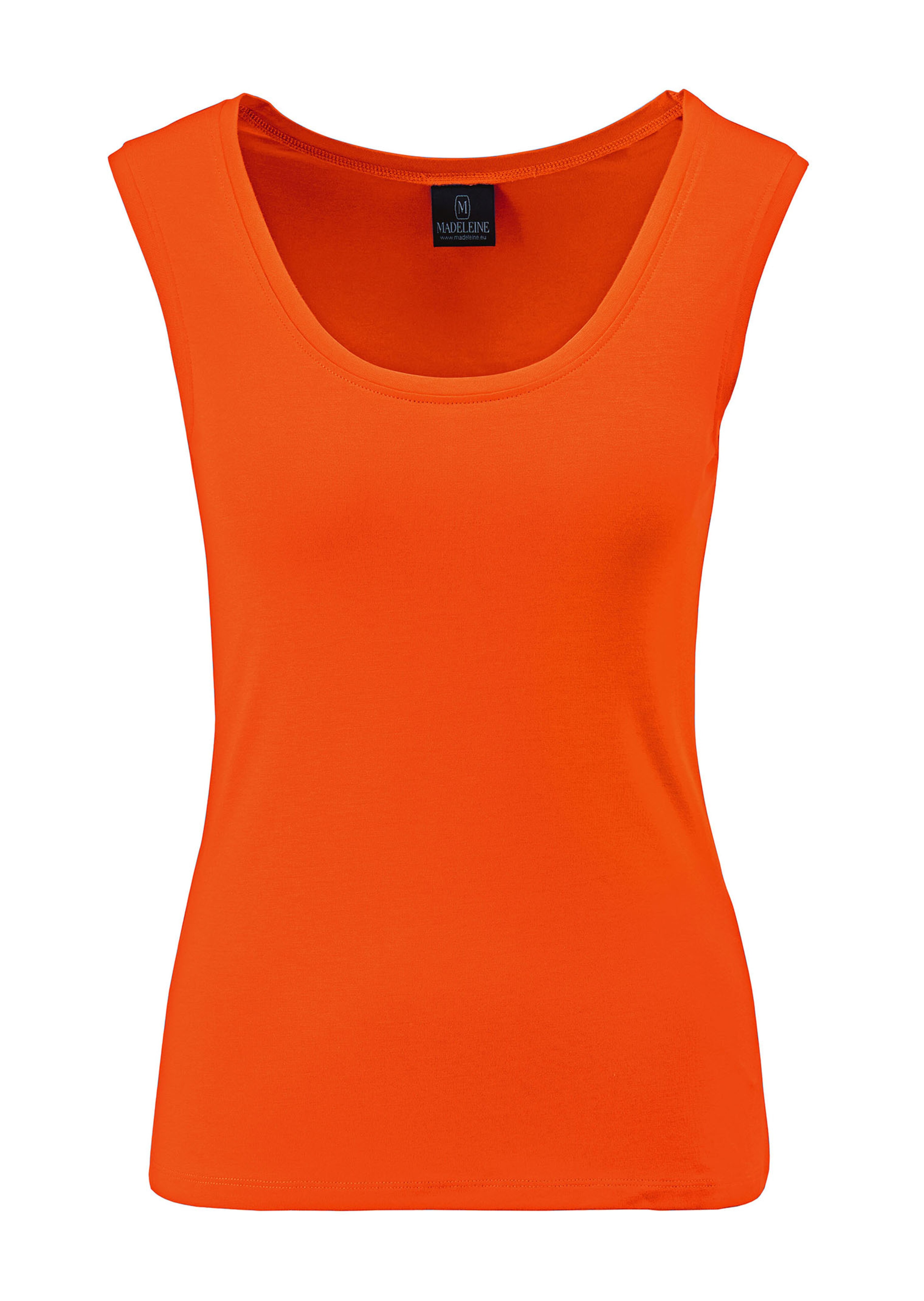 Tank top with wide straps
