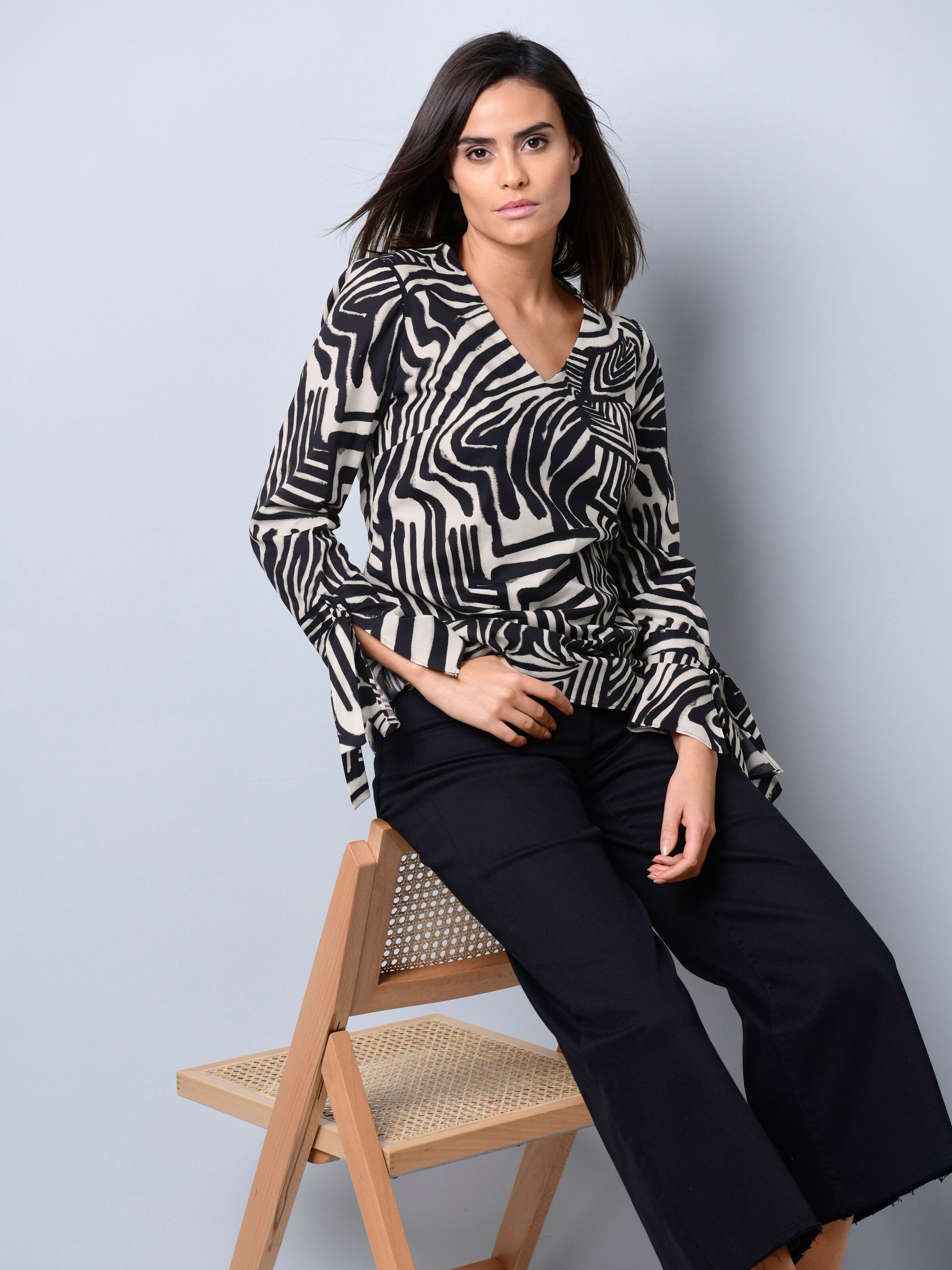 Bluse mit Bindeband am Ärmel 3