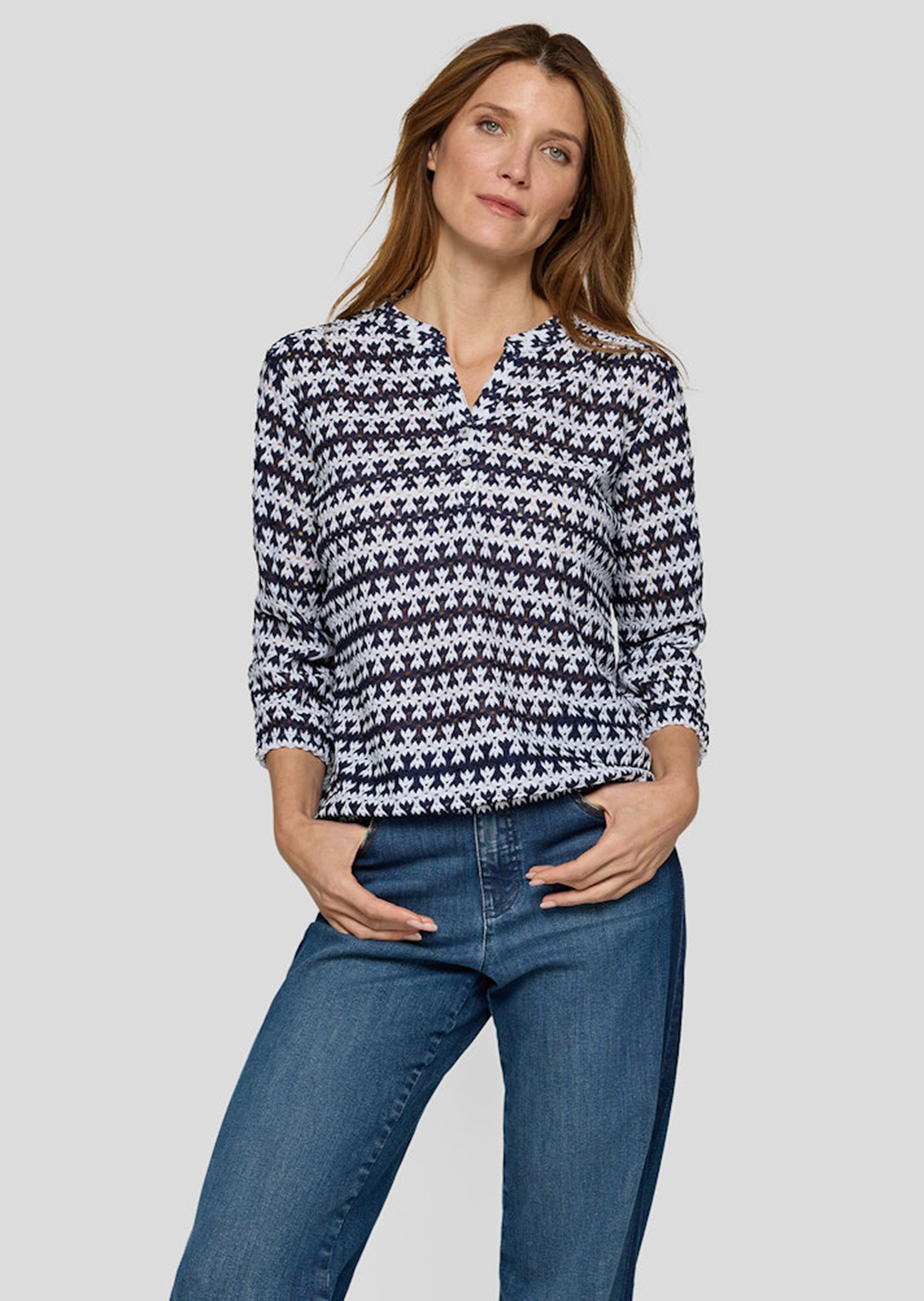 Shirt aus maritimer Spitze