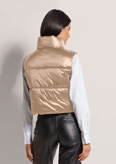 Verkürzte Steppweste mit Metallic-Effekt thumbnail 3
