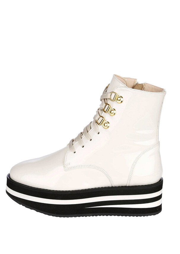 Boot 6