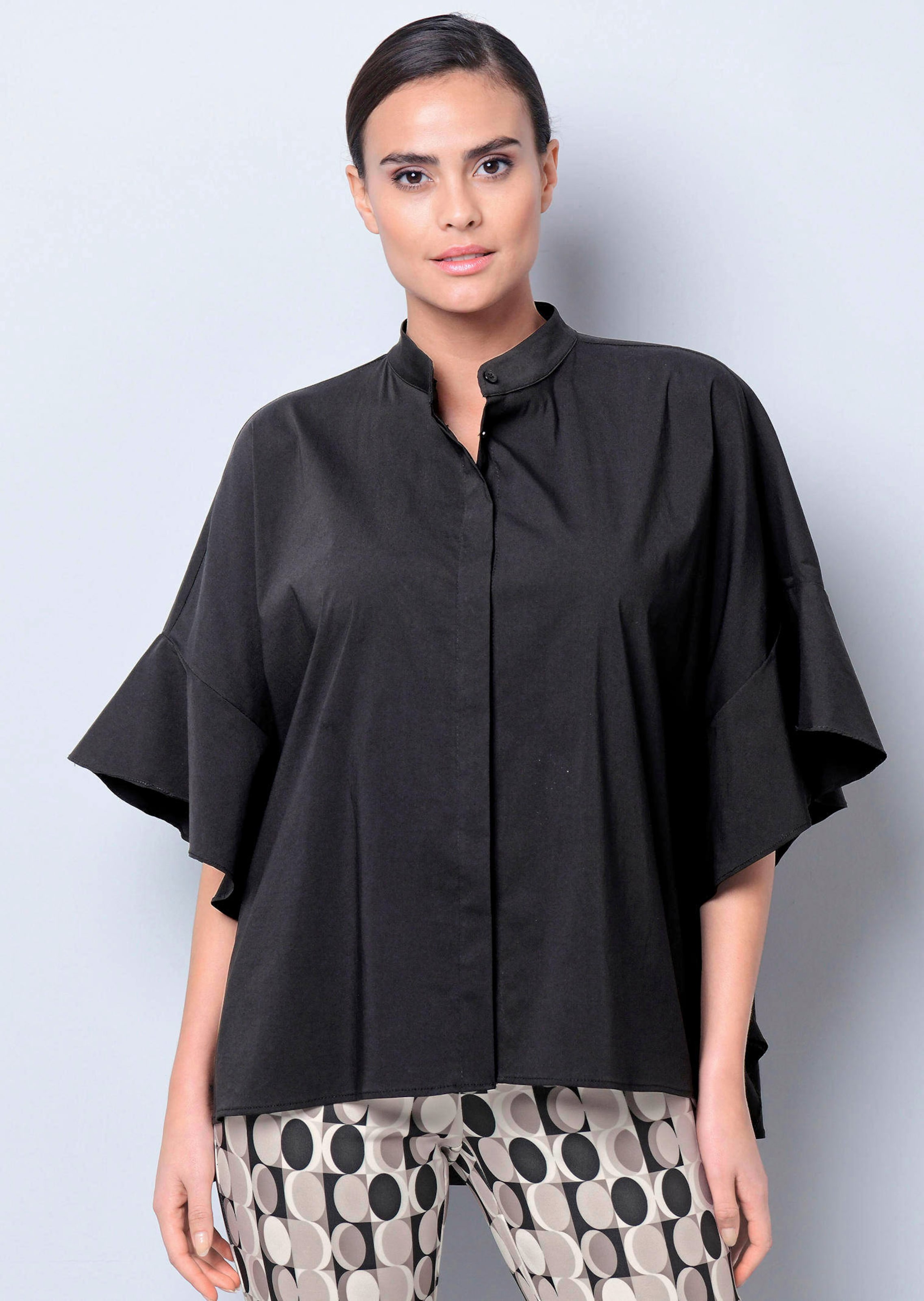 Oversizedbluse mit großem Volantärmel