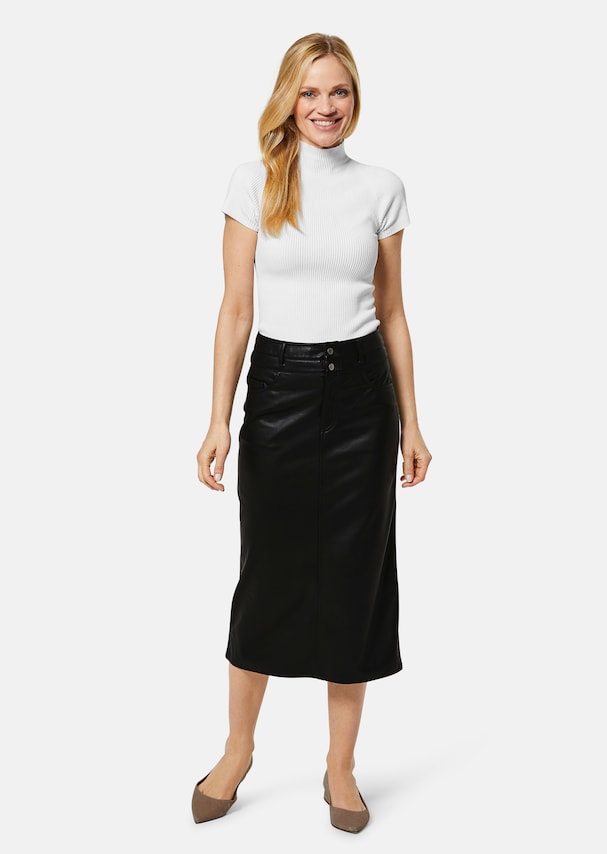 Calf-length faux leather skirt 1