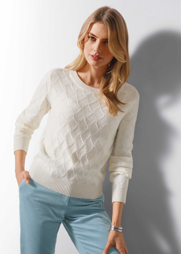 Jumper with a delicate wave pattern