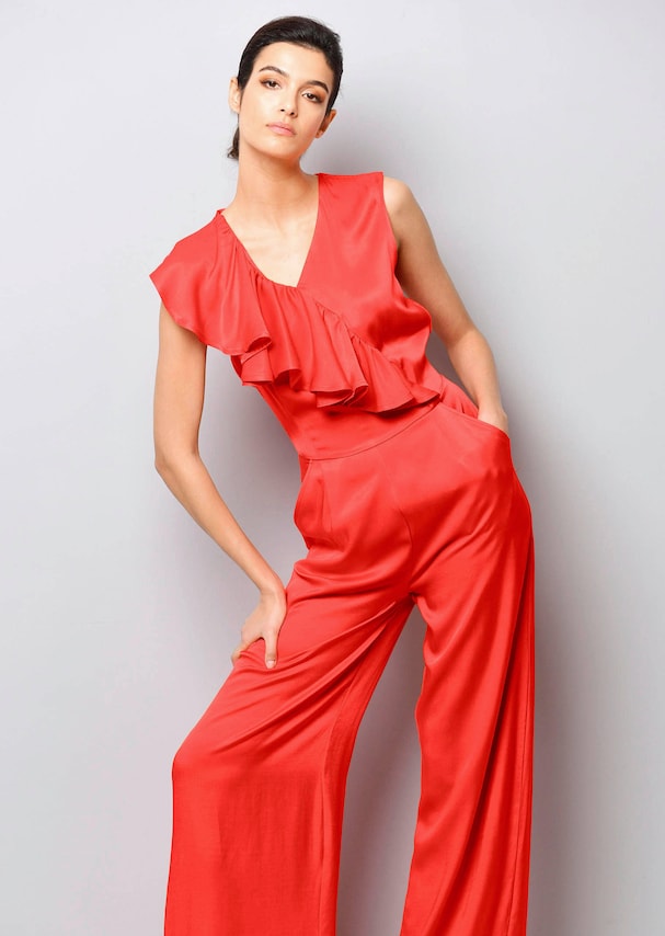 Overall mit Volant am Ausschnitt 2