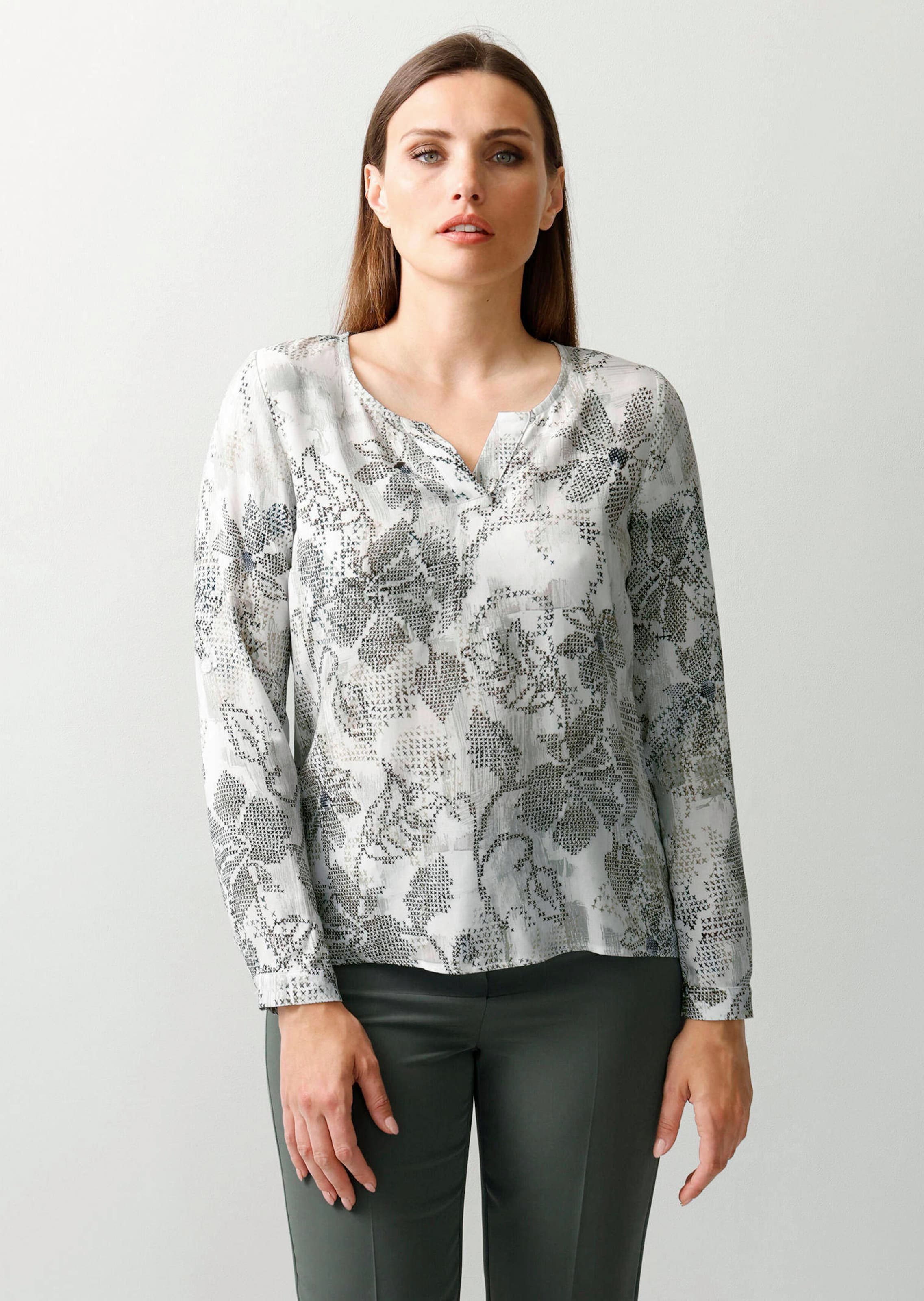 Bluse mit kleinem V-Ausschnitt