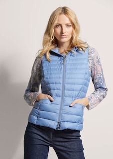 Quilted waistcoat thumbnail 1