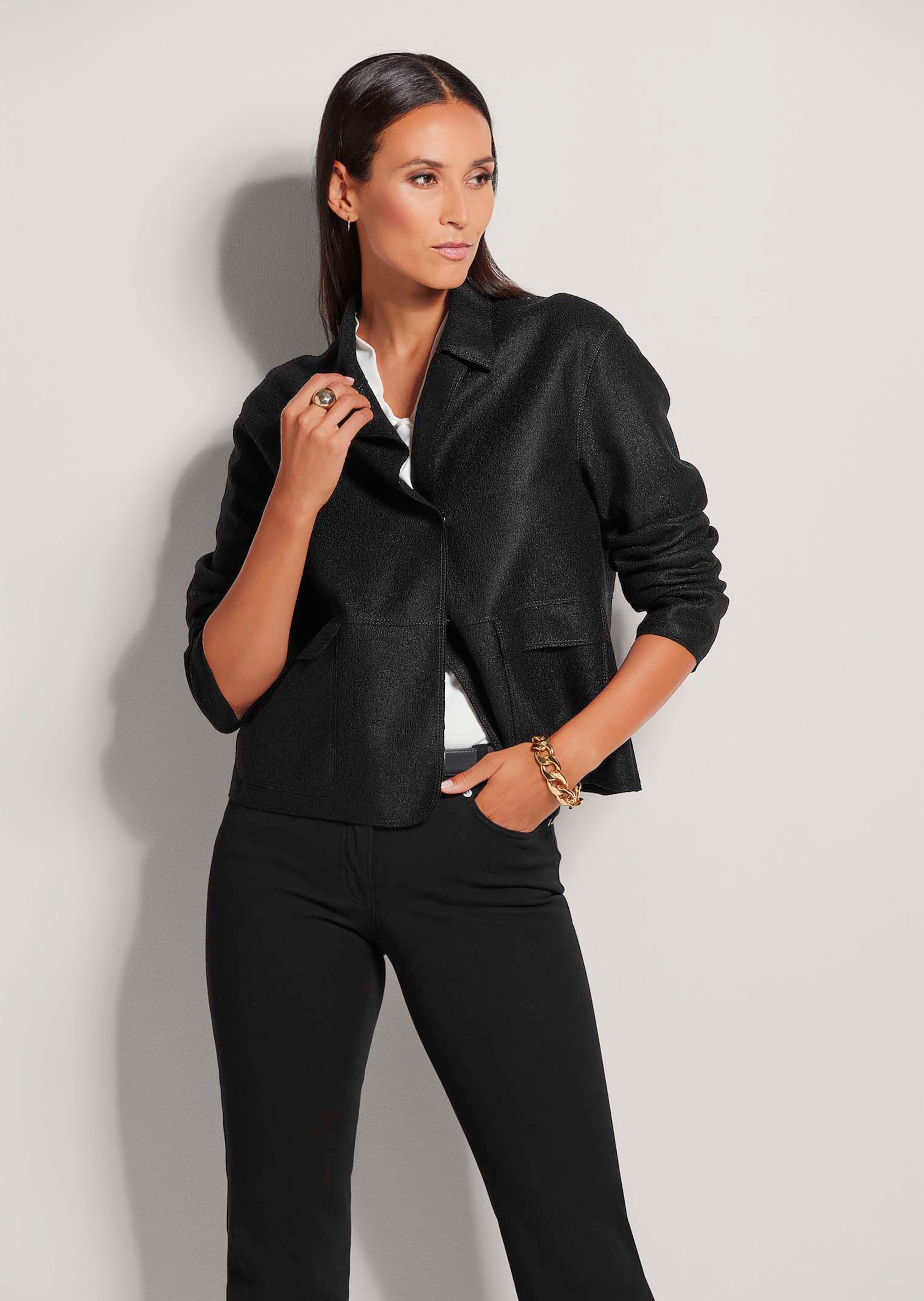 Kurzblazer aus Wolle