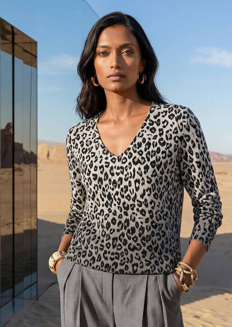 Schurwoll-Pullover mit Leopardenmuster