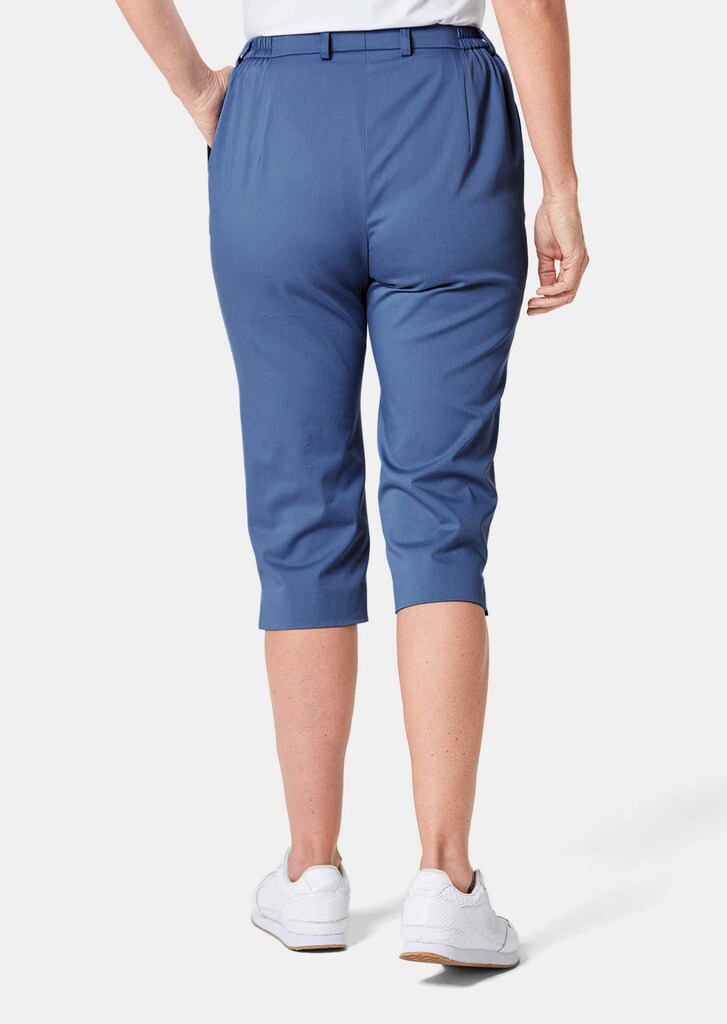 Sportive Capri-Hose aus trageangenehmen Satin