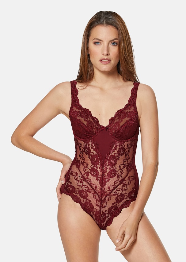 Underwired bodysuit with lace