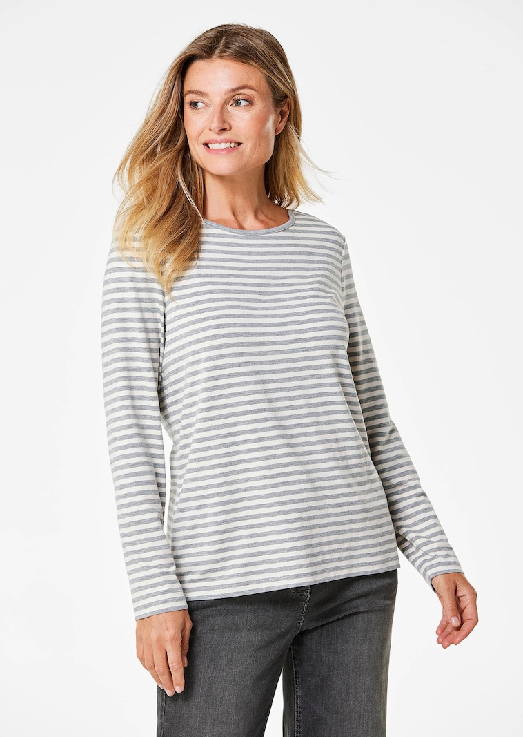 T-shirt rayé à encolure bateau