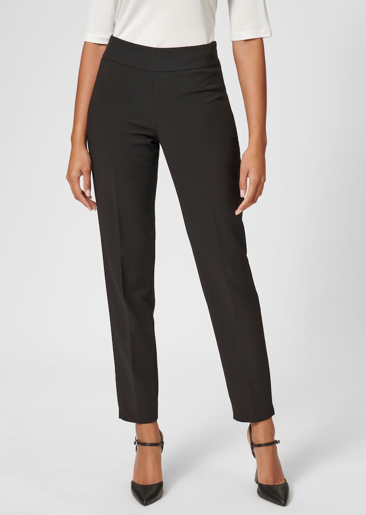 Narrow pleated trousers