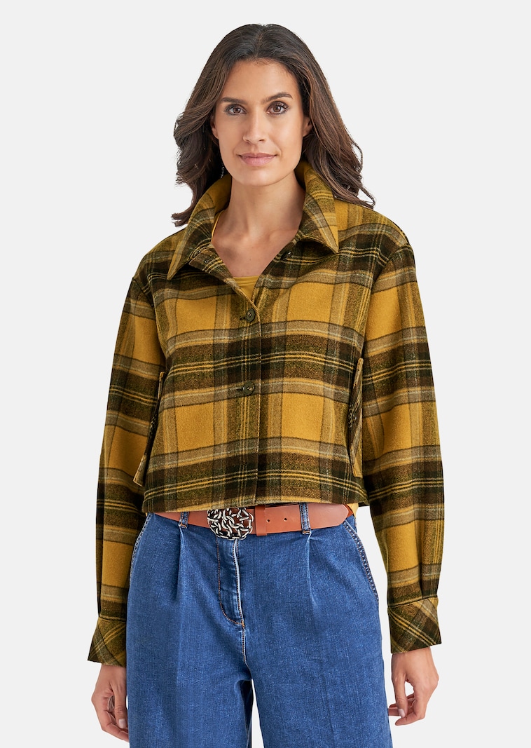 Kurzes Shacket im Karodesign