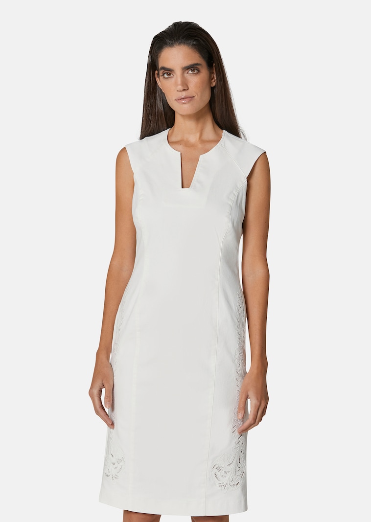 Sheath dress with embroidery in white | MADELEINE Fashion Sheath dress with embroidery in white | MADELEINE Fashion