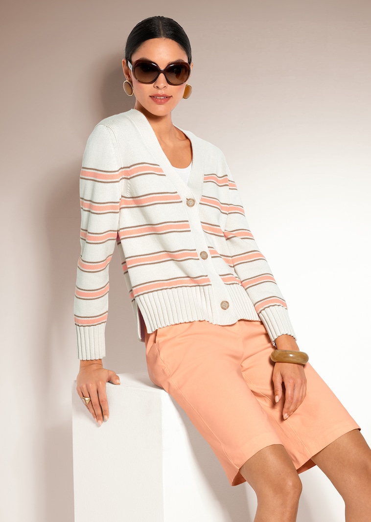 Strickjacke mit Streifen