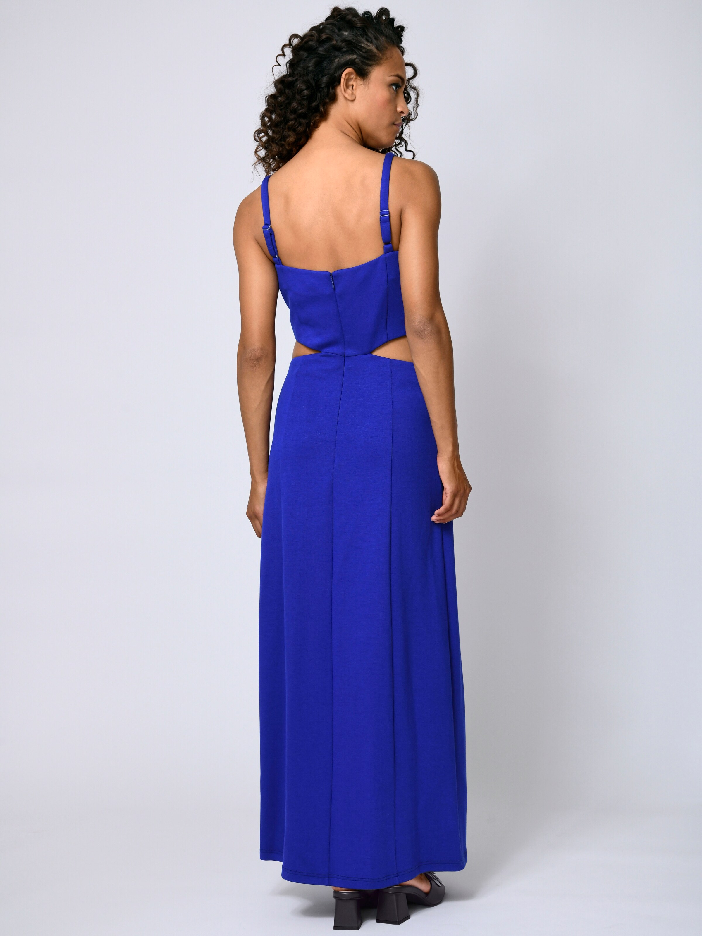 Kleid mit modischen Cut-Outs 1