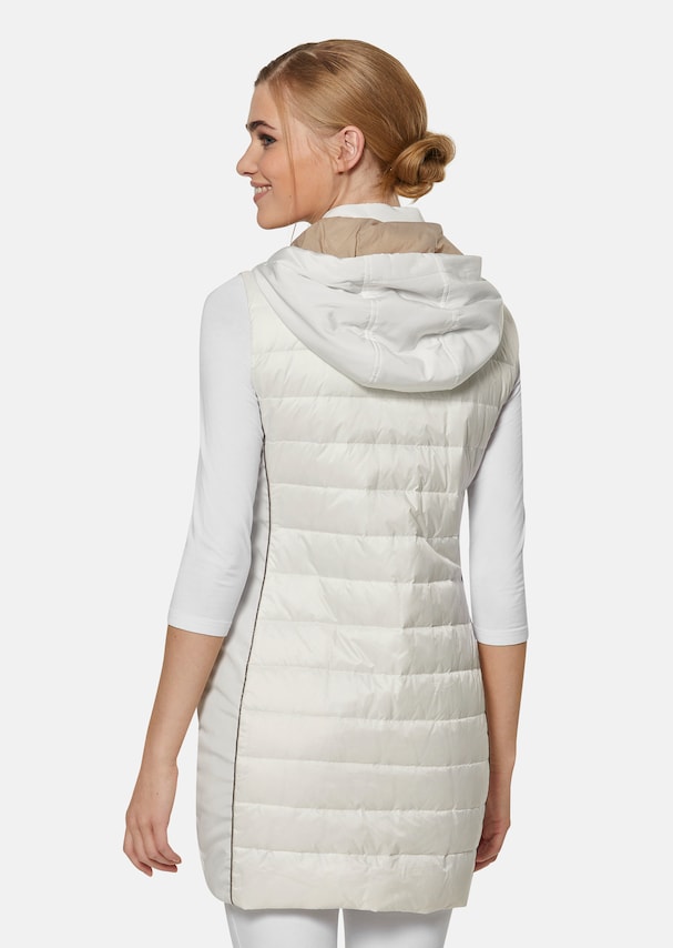 Long quilted waistcoat with elegant details 2