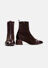 Bottines aspect daim avec des détails en vernis thumbnail 4