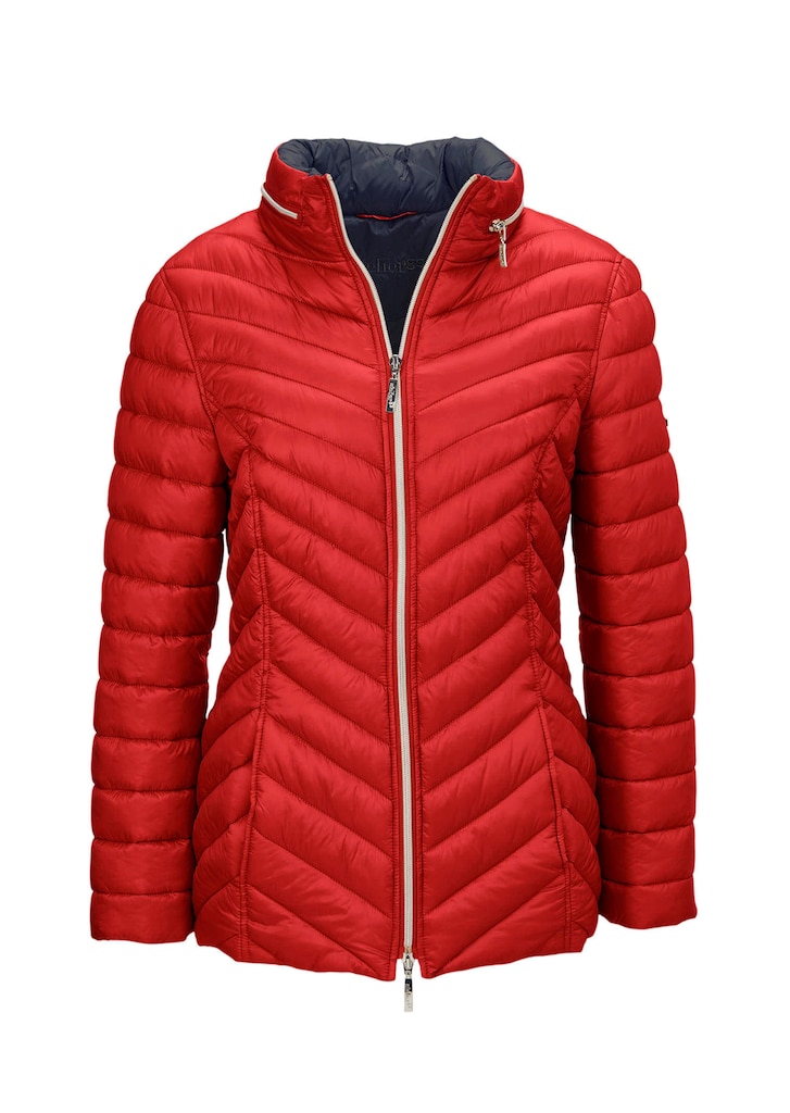 Steppjacke in figurschmeichelnder Optik