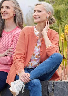 Cardigan thumbnail 1