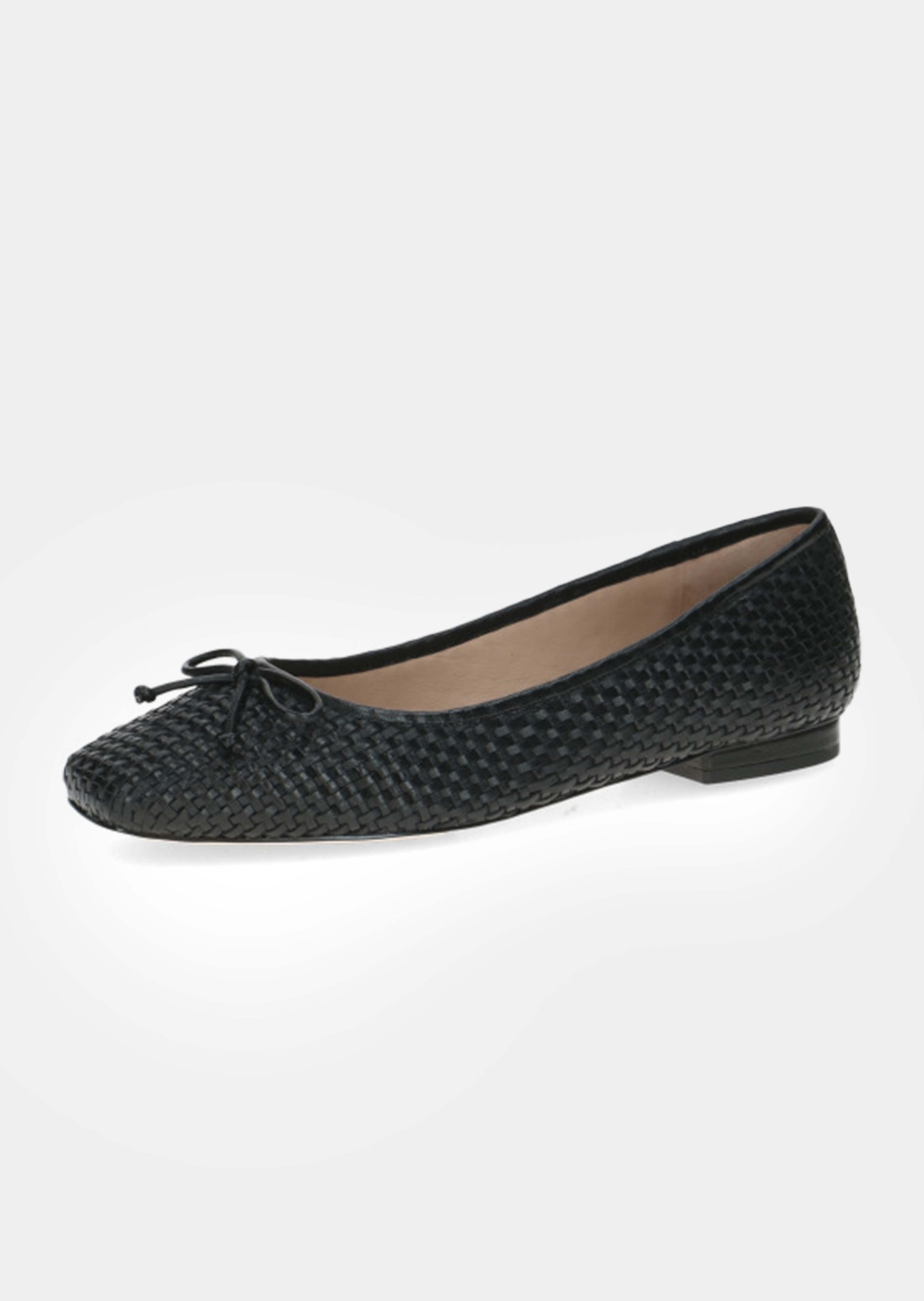 Ballerina's in elegante vlechtlook