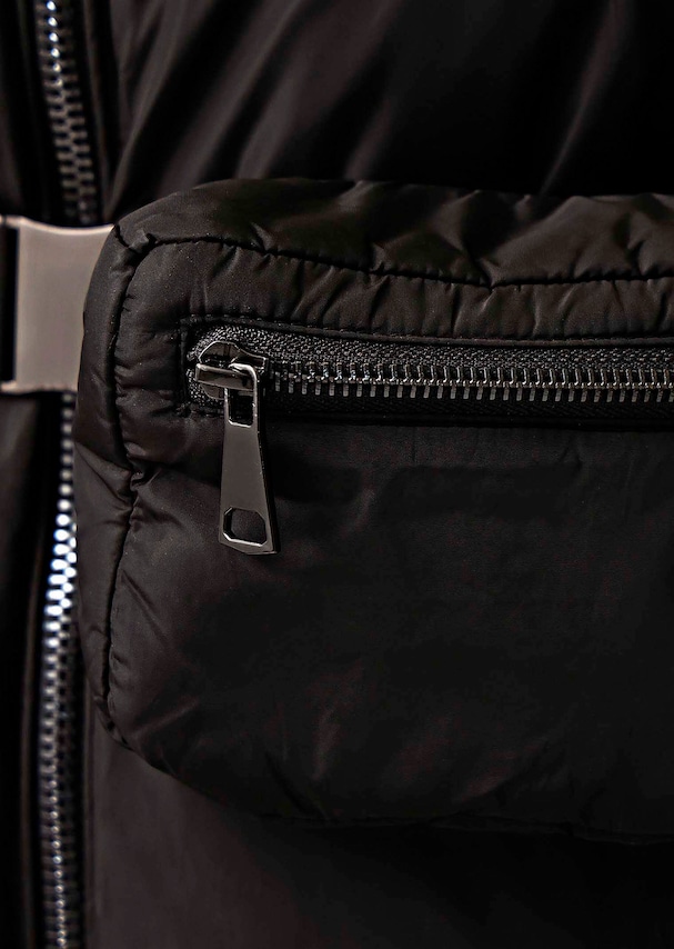 Steppjacke mit abnehmbarer Bauchtasche 4