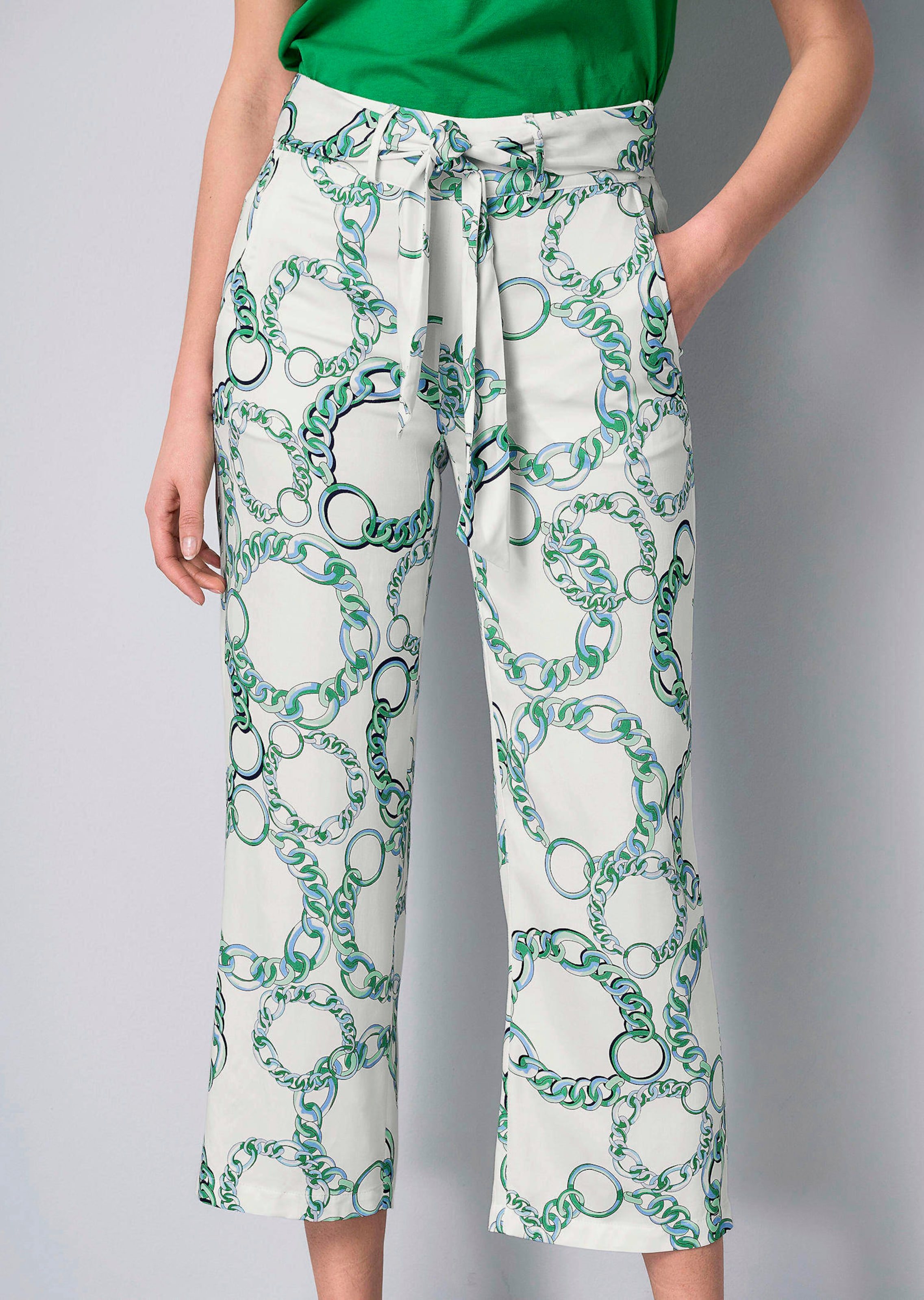 Hose mit grafischem Print