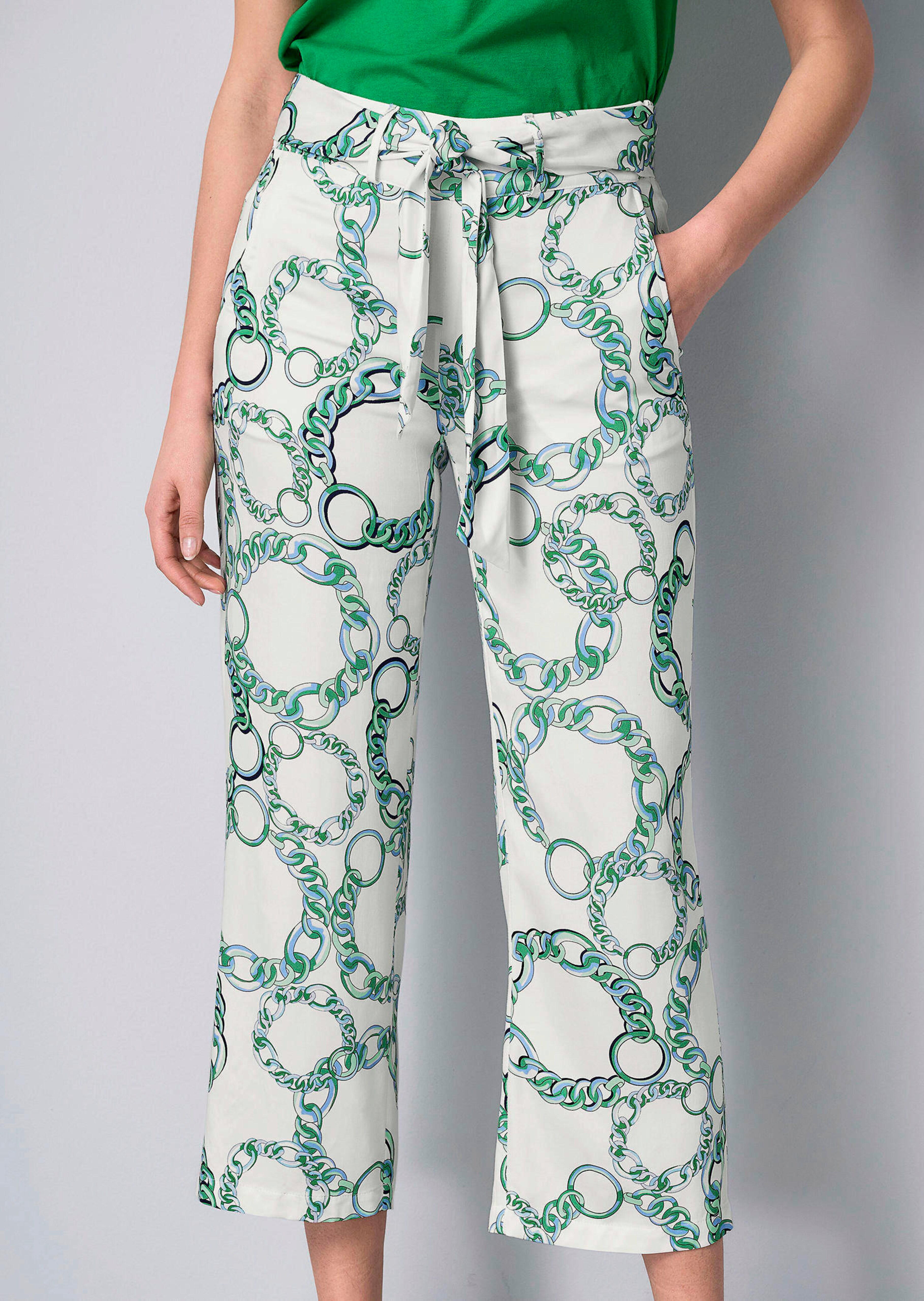 Hose mit grafischem Print