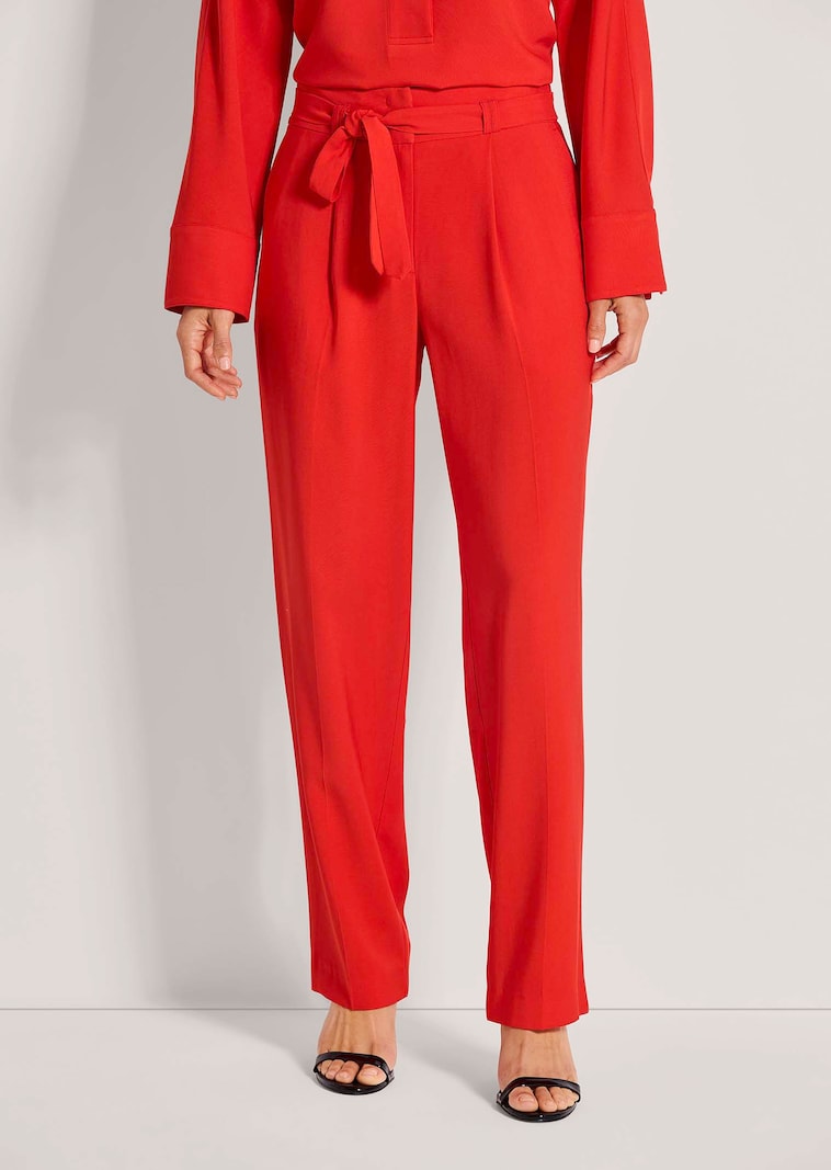 Bügelfaltenhose mit Bindeband