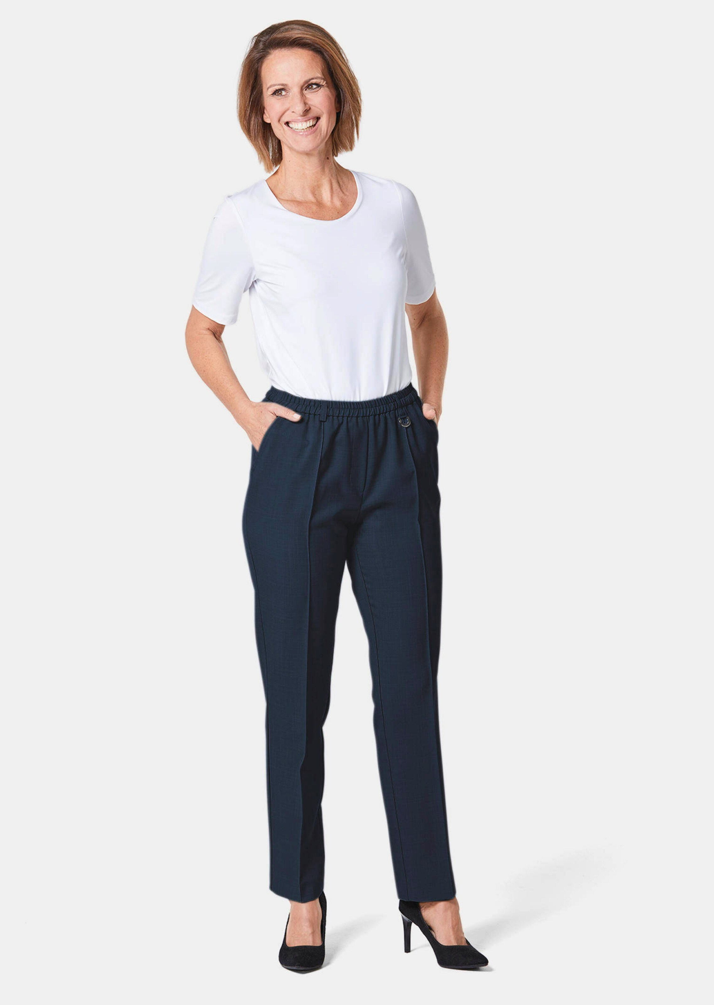 Pantalon quasi infroissable LOUISA traité SilverFresh - marine - Gr. 28 de Goldner Fashion