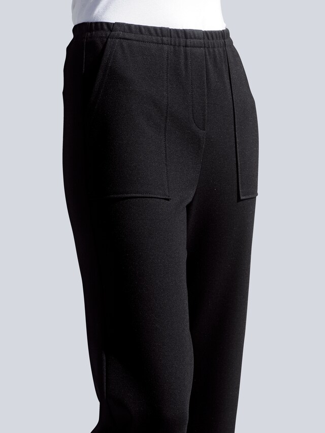 Hose in modischer Schlupfform