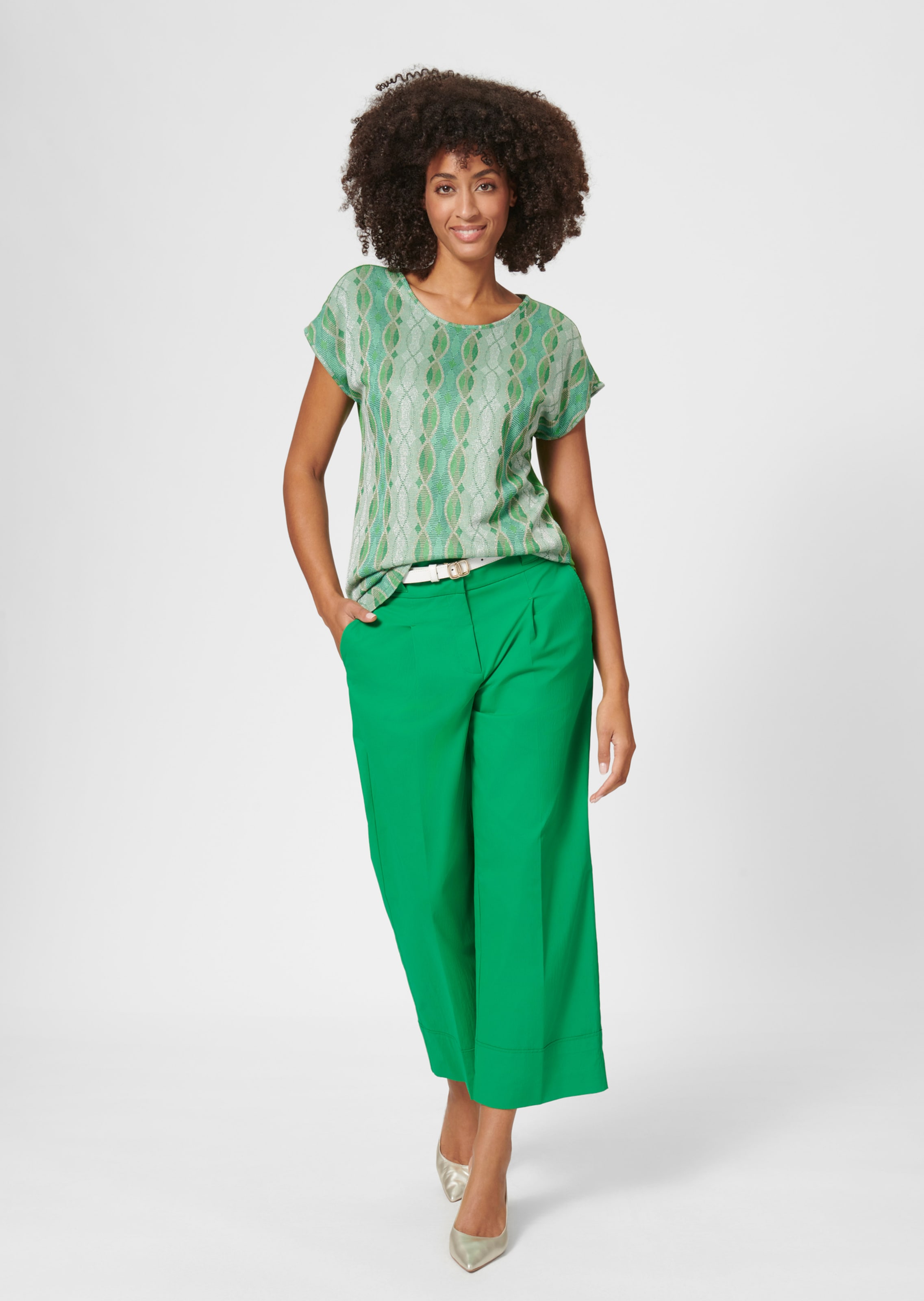 Top in jungle green / multi-coloured | MADELEINE Fashion