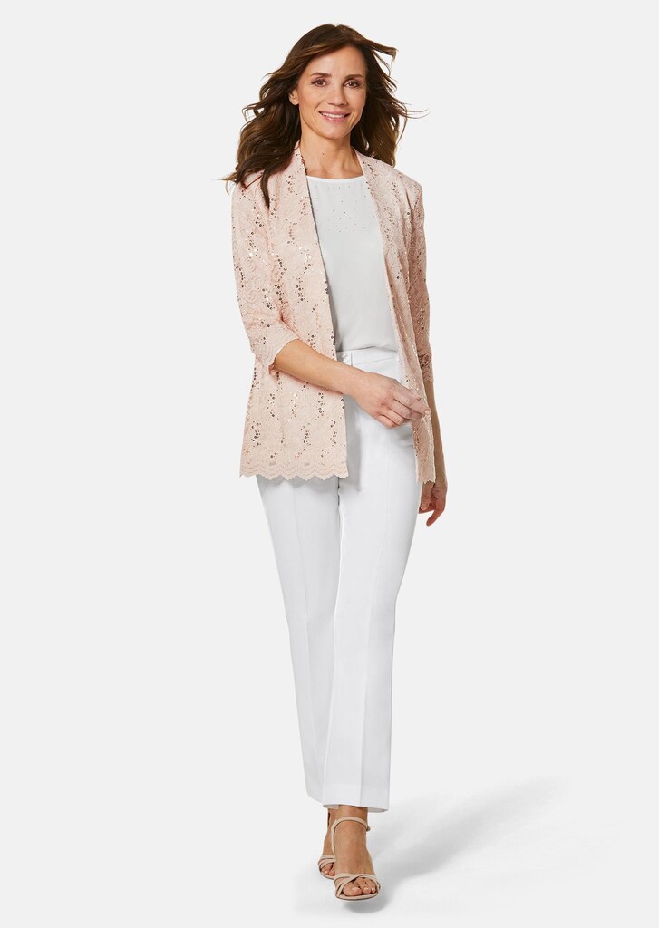 Femininer Spitzenblazer mit Bogenkanten
