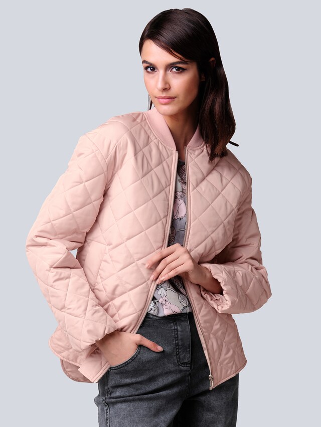 Steppjacke in modisch neuer Form 2