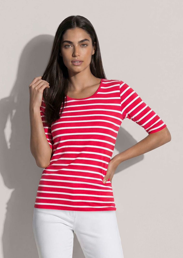 Maritimes Ringelshirt mit Querstreifen