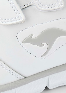 Sneakers thumbnail 3