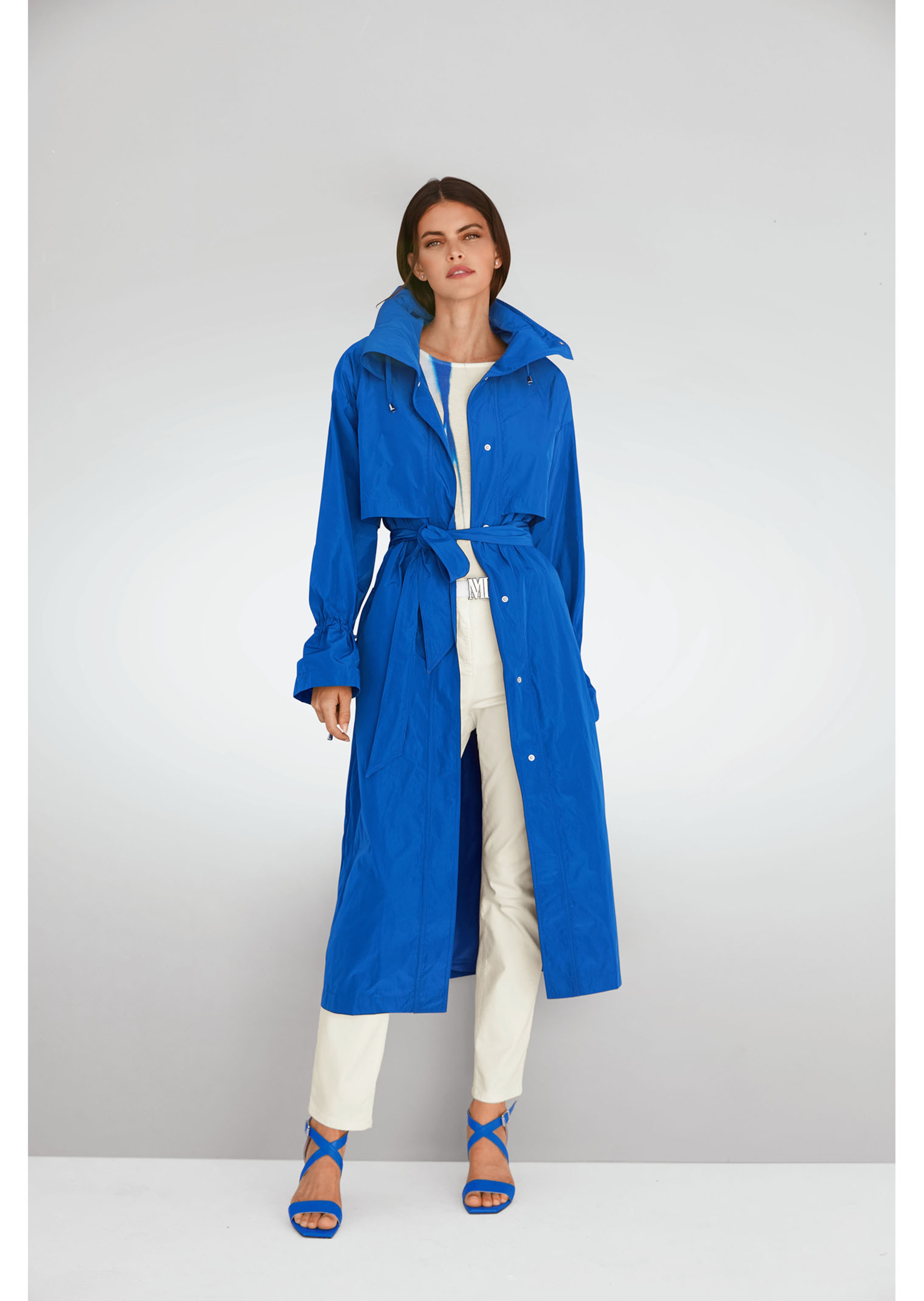 Moderner Trenchcoat