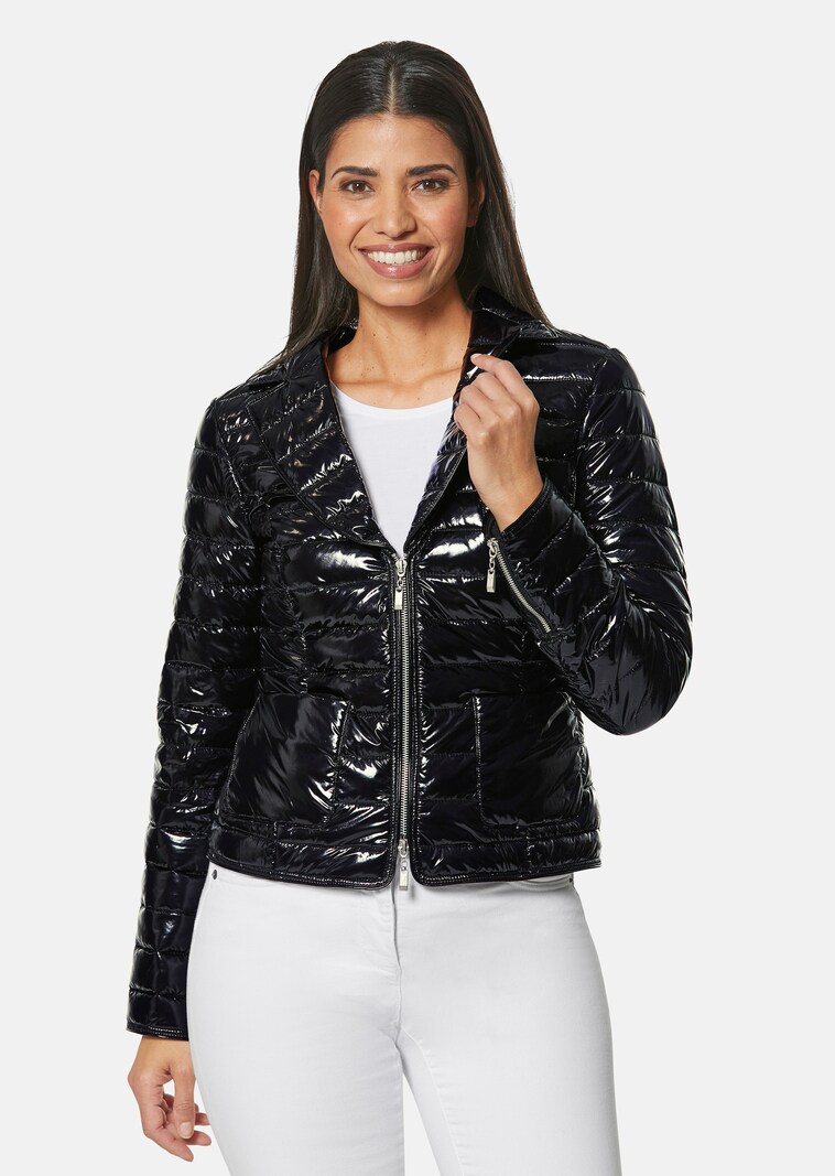 Quilted jacket with a glossy look