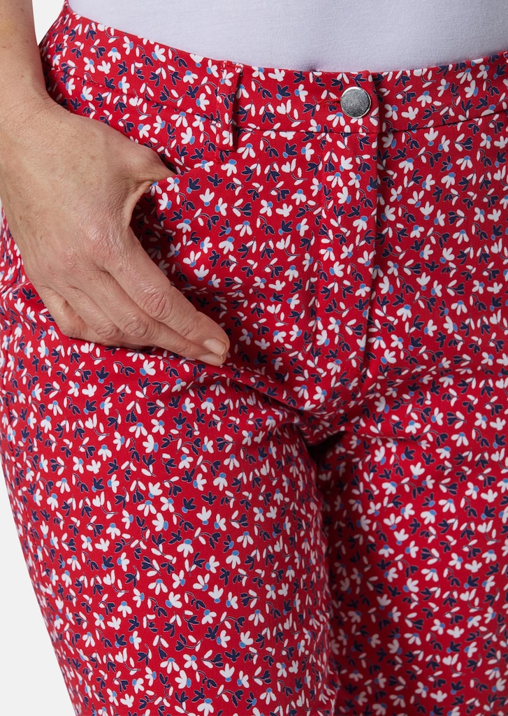 Pantalon imprimé à motifs floraux 4
