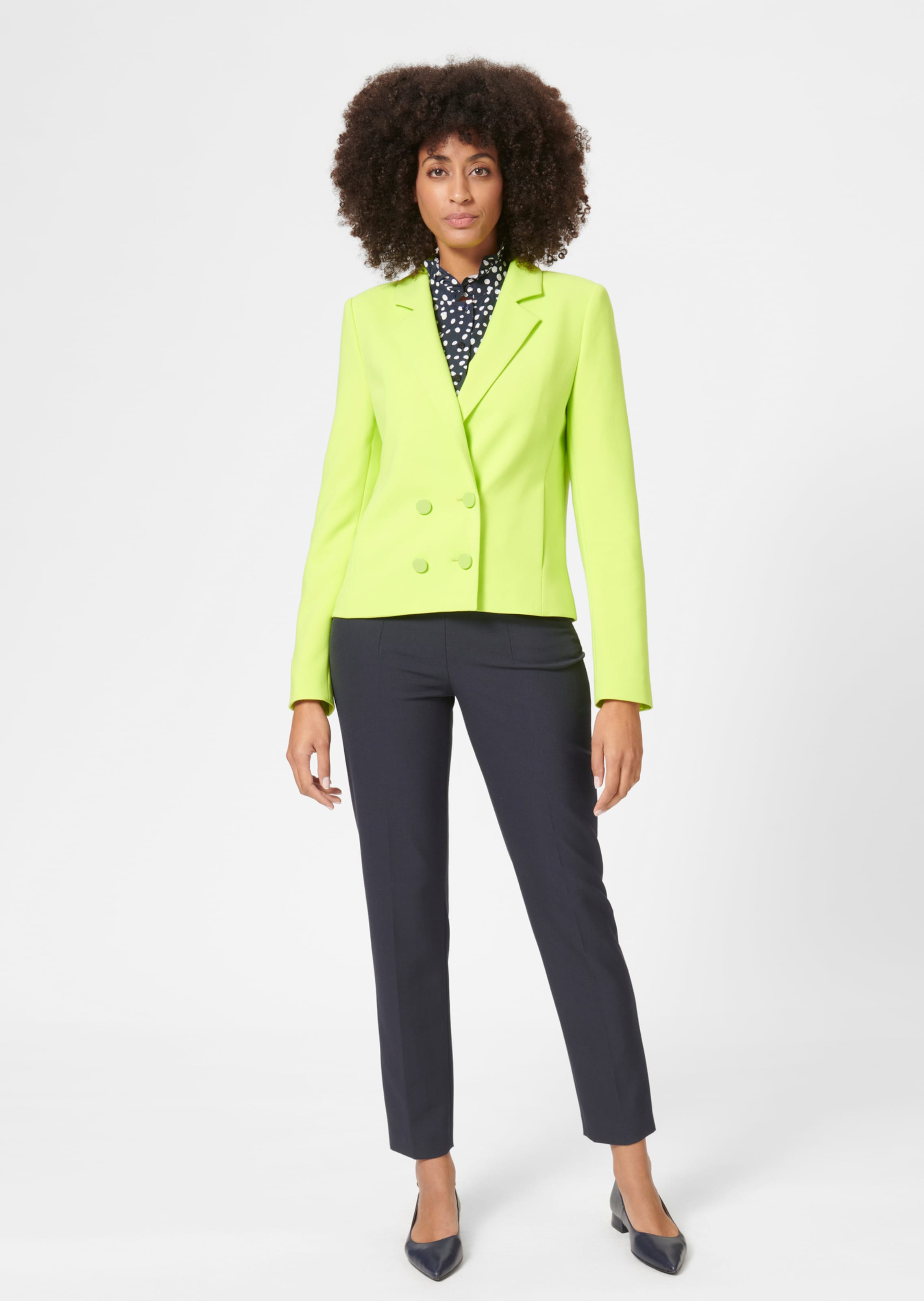 Blazer in a trendy boxy shape