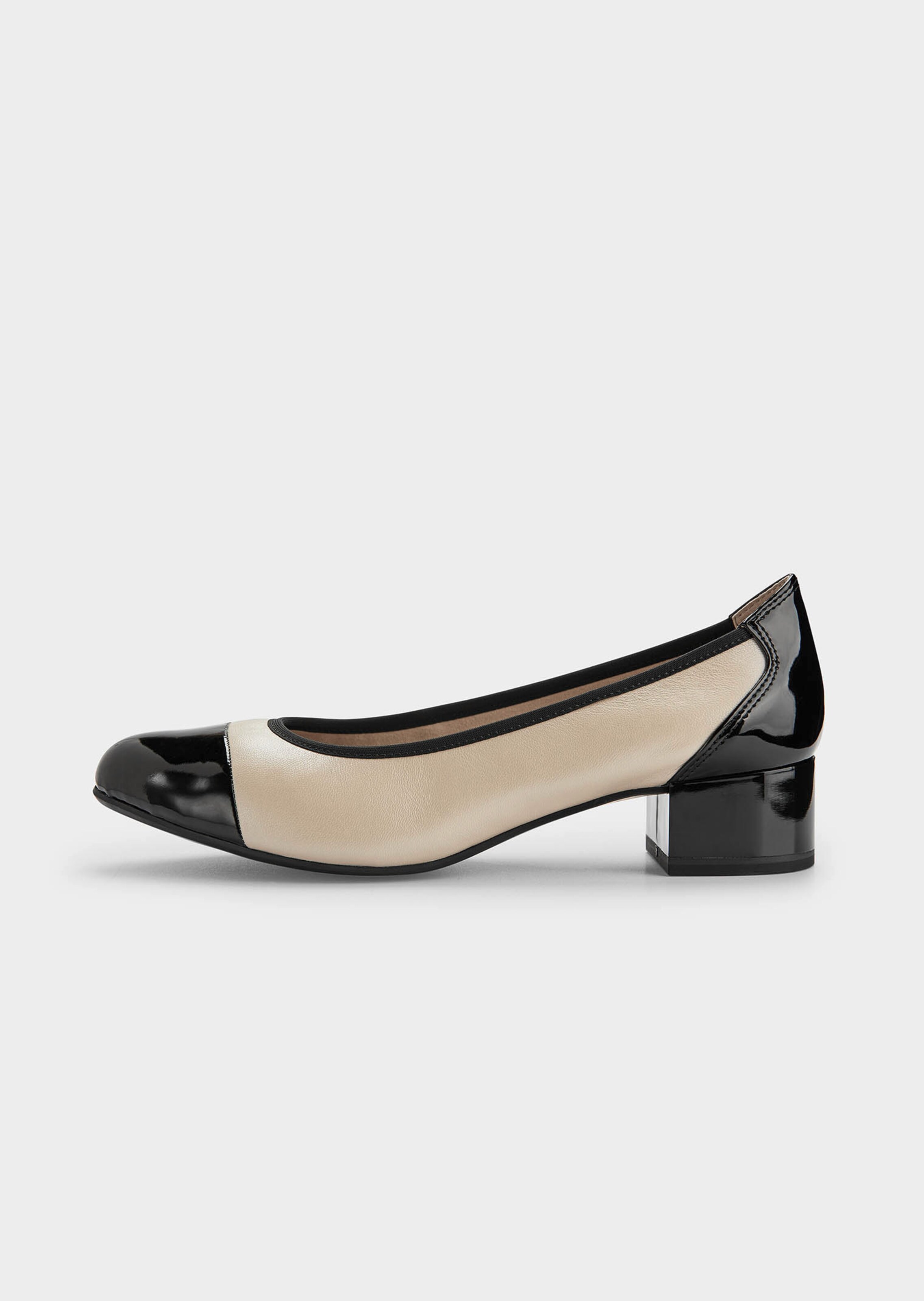Elegante pumps met lakleren accenten