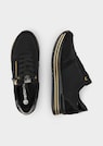 Stylischer Sneaker im Materialmix thumbnail 2