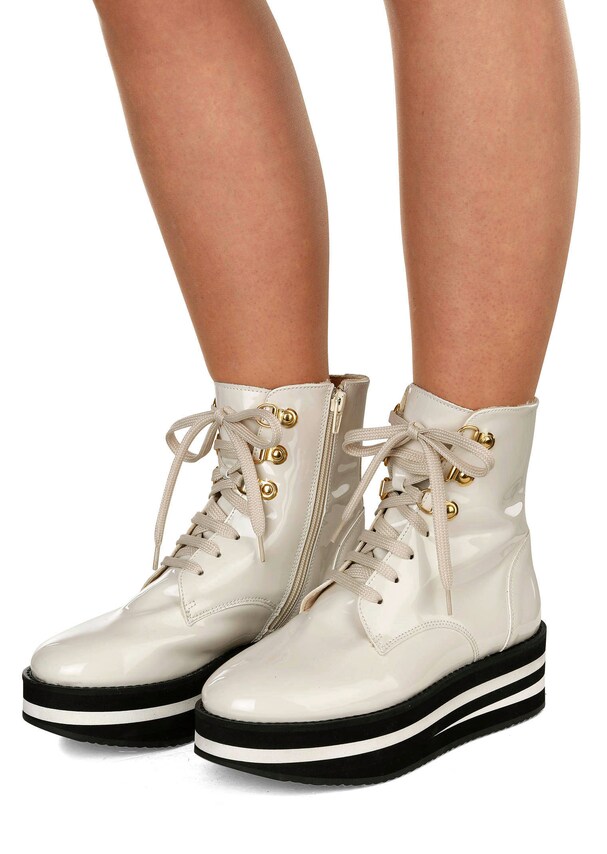 Boot 7