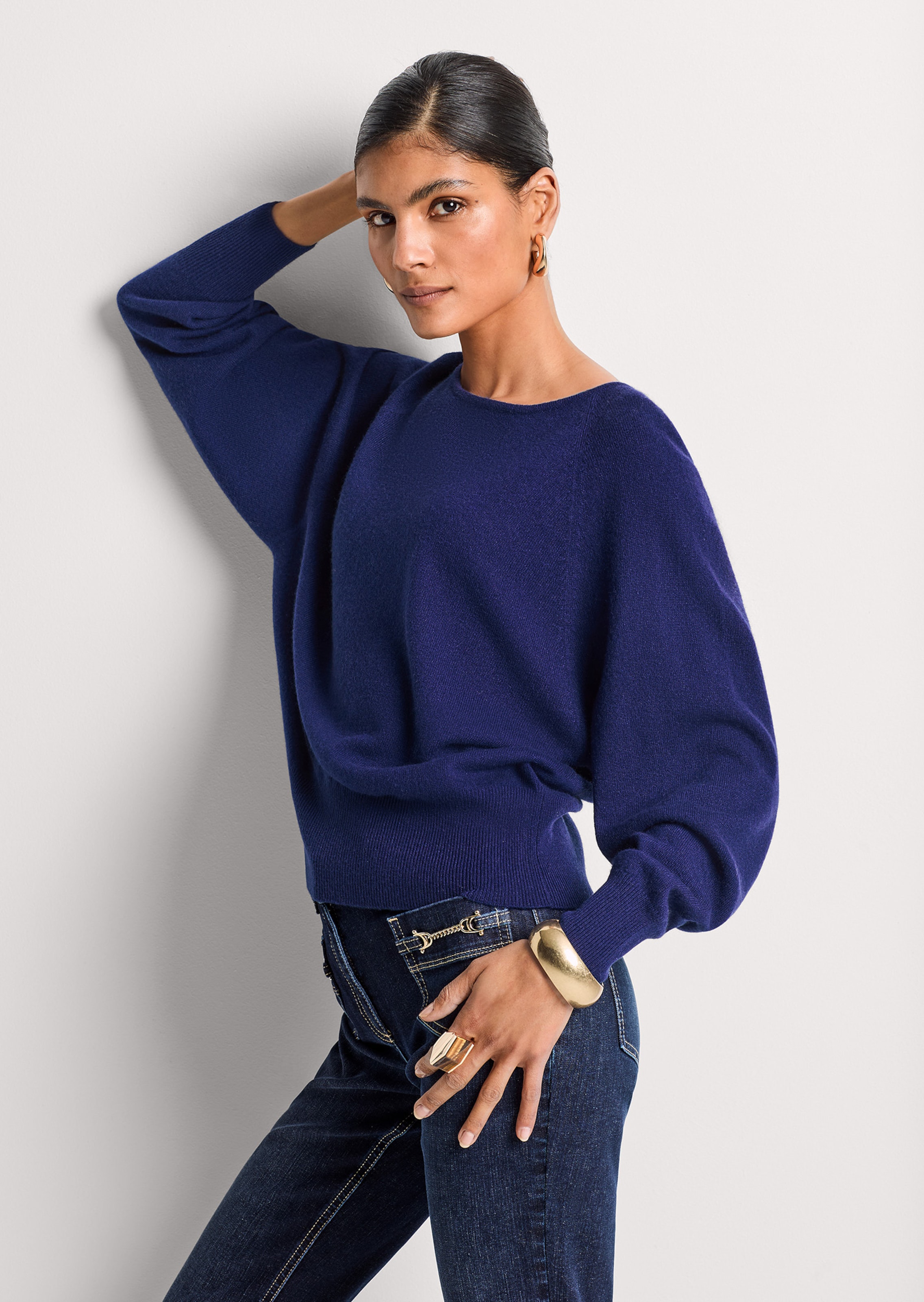 Kaschmirpullover mit Fledermausärmeln