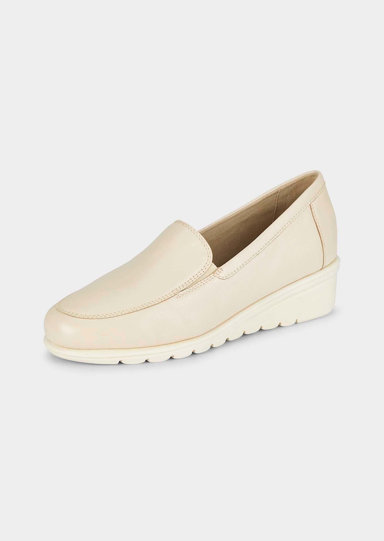 Slipper aus weichem Leder