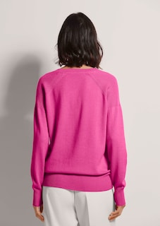 Kaschmirpullover mit V-Ausschnitt thumbnail 3