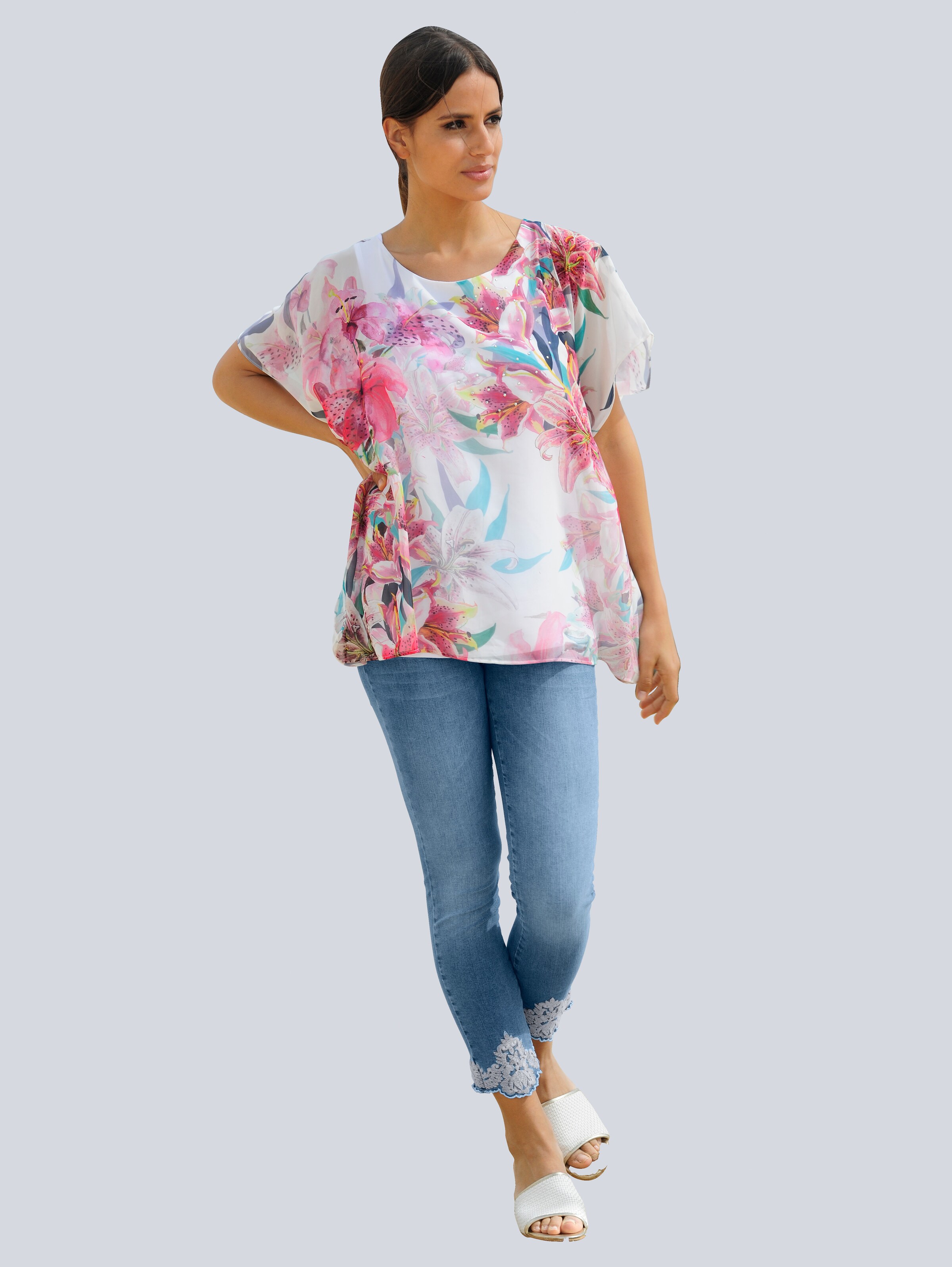 Jeans mit OrnamentStückerei 4